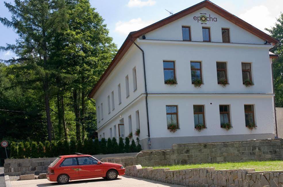 Hotel Epocha Janov nad Nisou Exterior photo